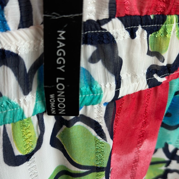 MAGGY LONDON White Floral Print V-Neck Stretch Waist A-Line Midi Dress 24W. New - Picture 12 of 12